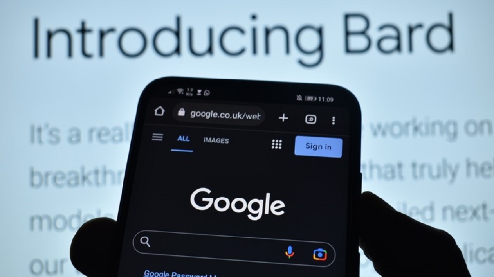 Google lancon Bard, rivalin e ChatGPT